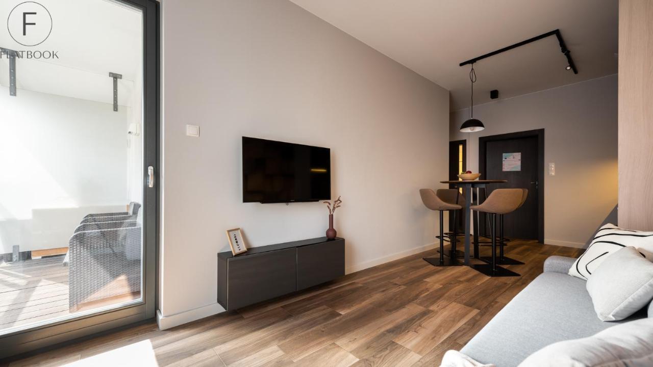 Flatbook - City Center Apartments Brabank With Parking Гданьск Экстерьер фото